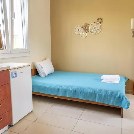 Mitro 스타브로스