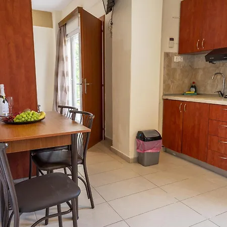 Mitro Aparthotel