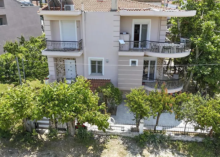 Apart Otel Mitro 3*